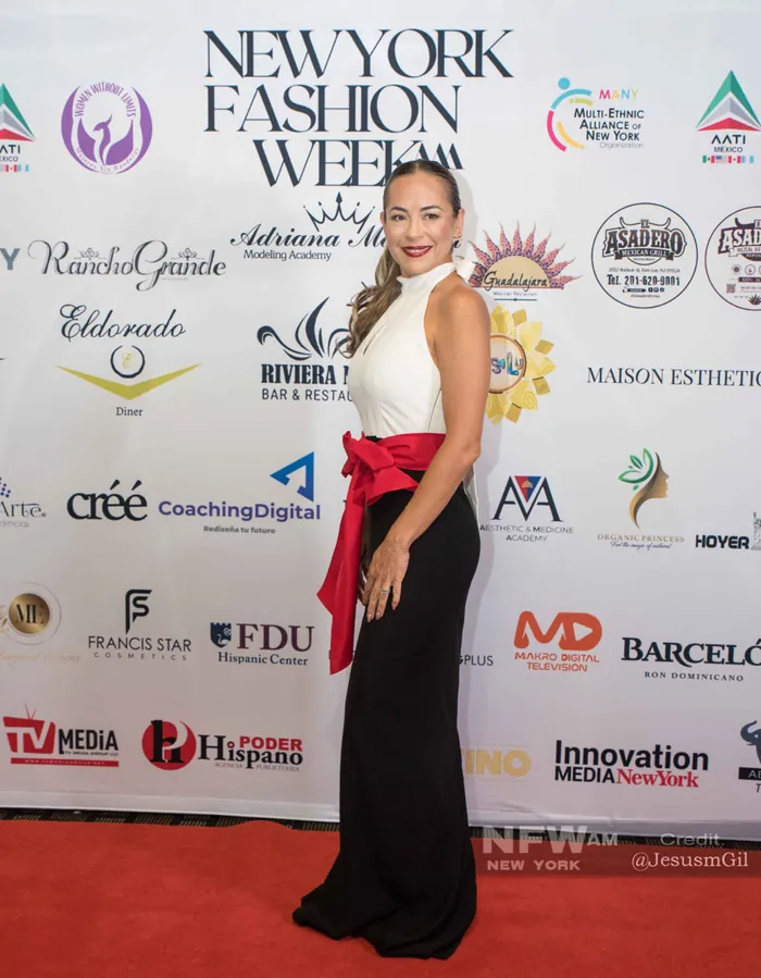 Mariedva Carrero en la alfombra roja de New York Fashion Week